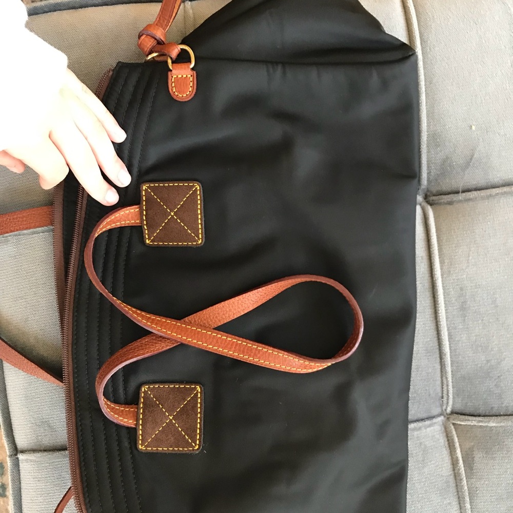 Dooney and Bourke shoulder bag
